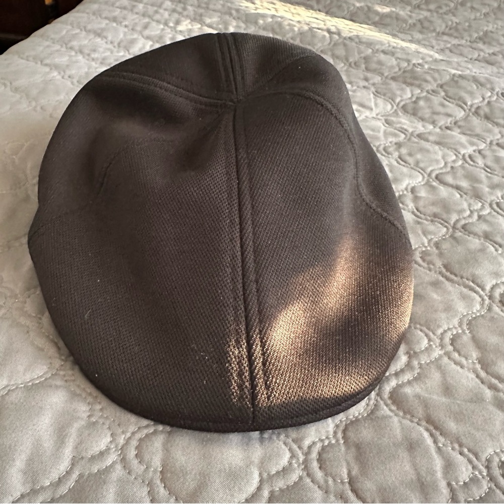Zara Men’s Classic Black Drivers/Beret Cap